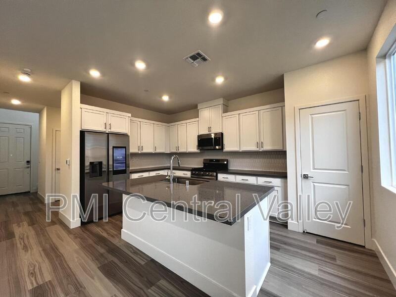 3275 Hayduke St - Photo 4 of 26