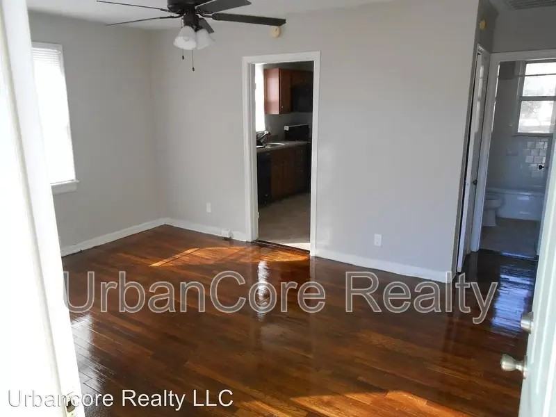 1714 National St - Photo 3 of 8
