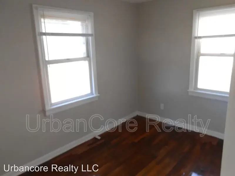 1714 National St - Photo 5 of 8