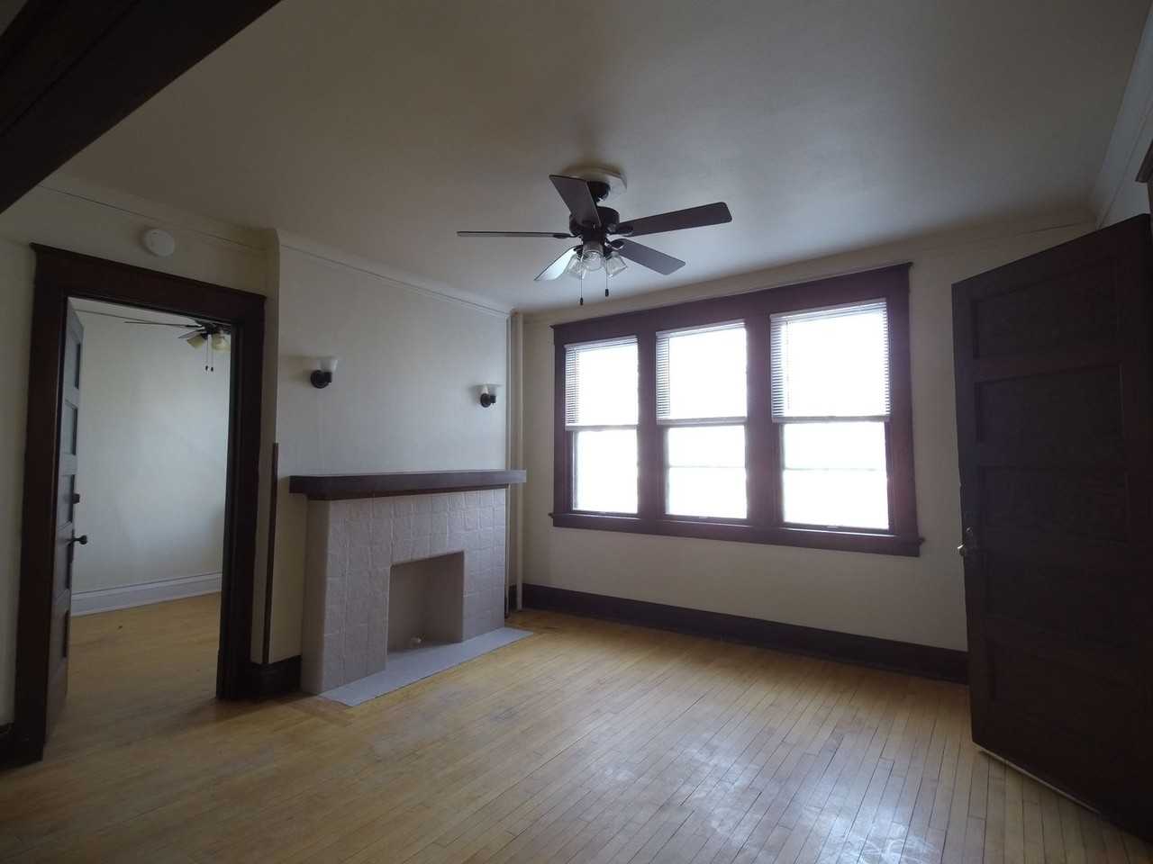 Saxony Manor - Photo 2 of 24