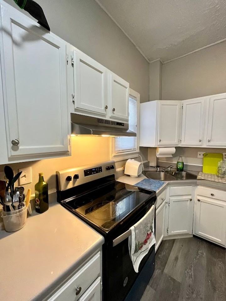 120 W 65th St - Photo 3 of 15