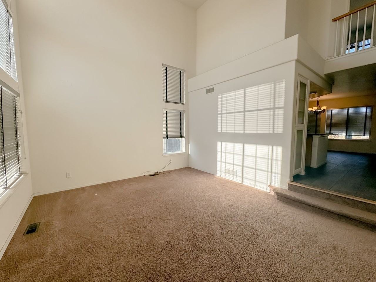 20102 E 40th Pl - Photo 2 of 19