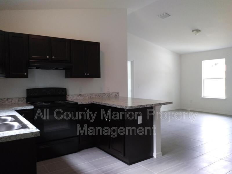 5933 Nw 59th Ct - Photo 6 of 8