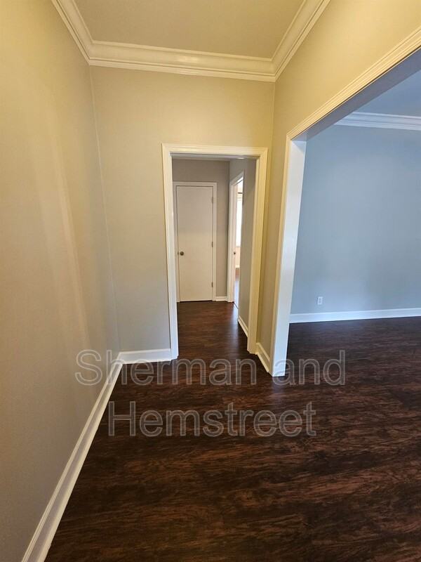 237 Chatham Rd - Photo 2 of 18