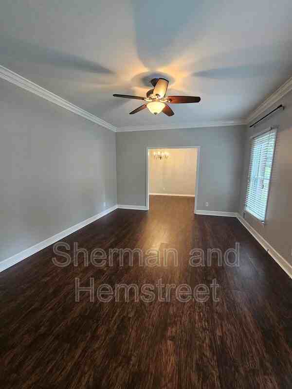 237 Chatham Rd - Photo 3 of 18