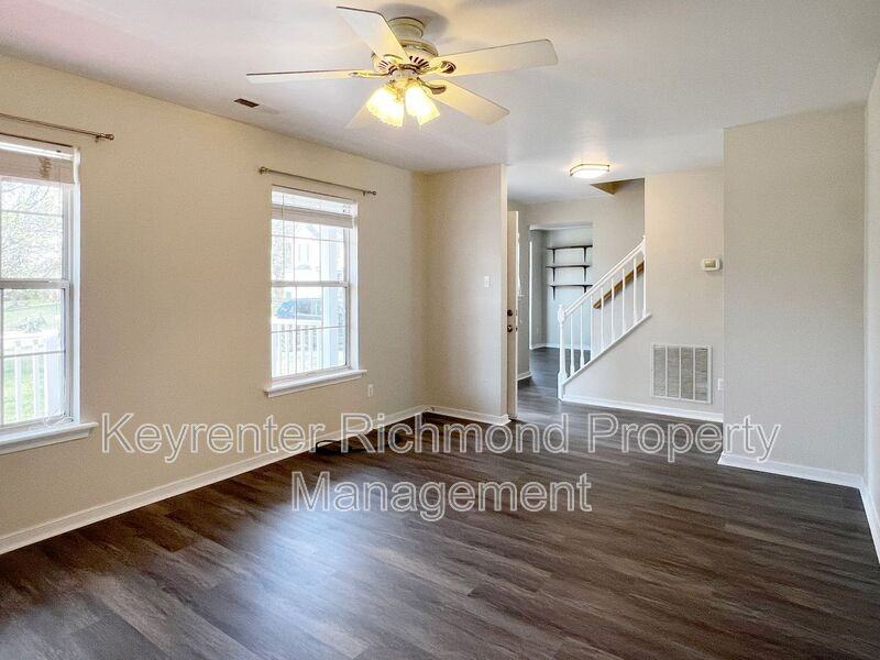 800 Kiefer Field Ct - Photo 4 of 31
