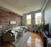 featured image of 2232 Christian St