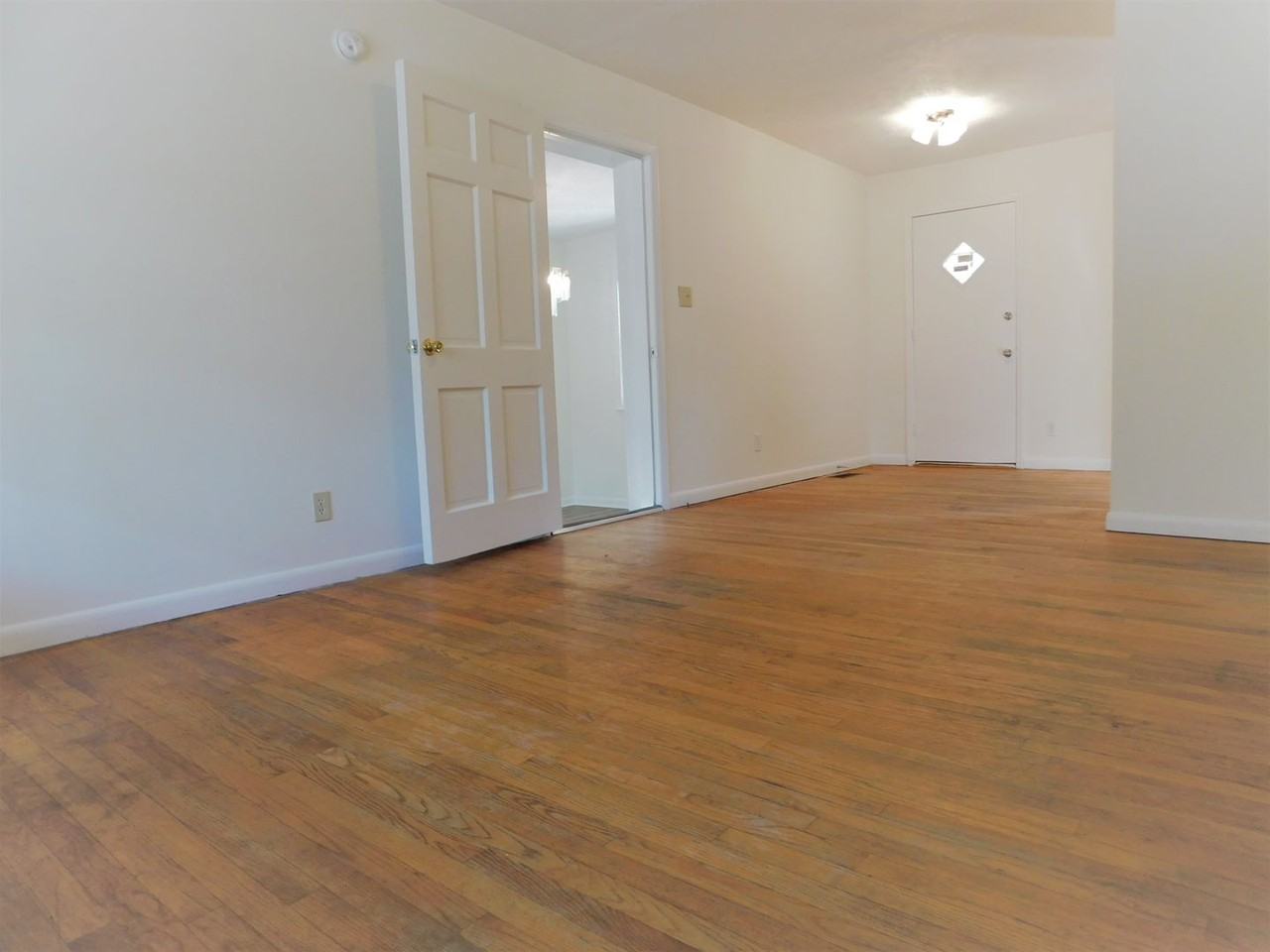 313 Welch St - Photo 2 of 8