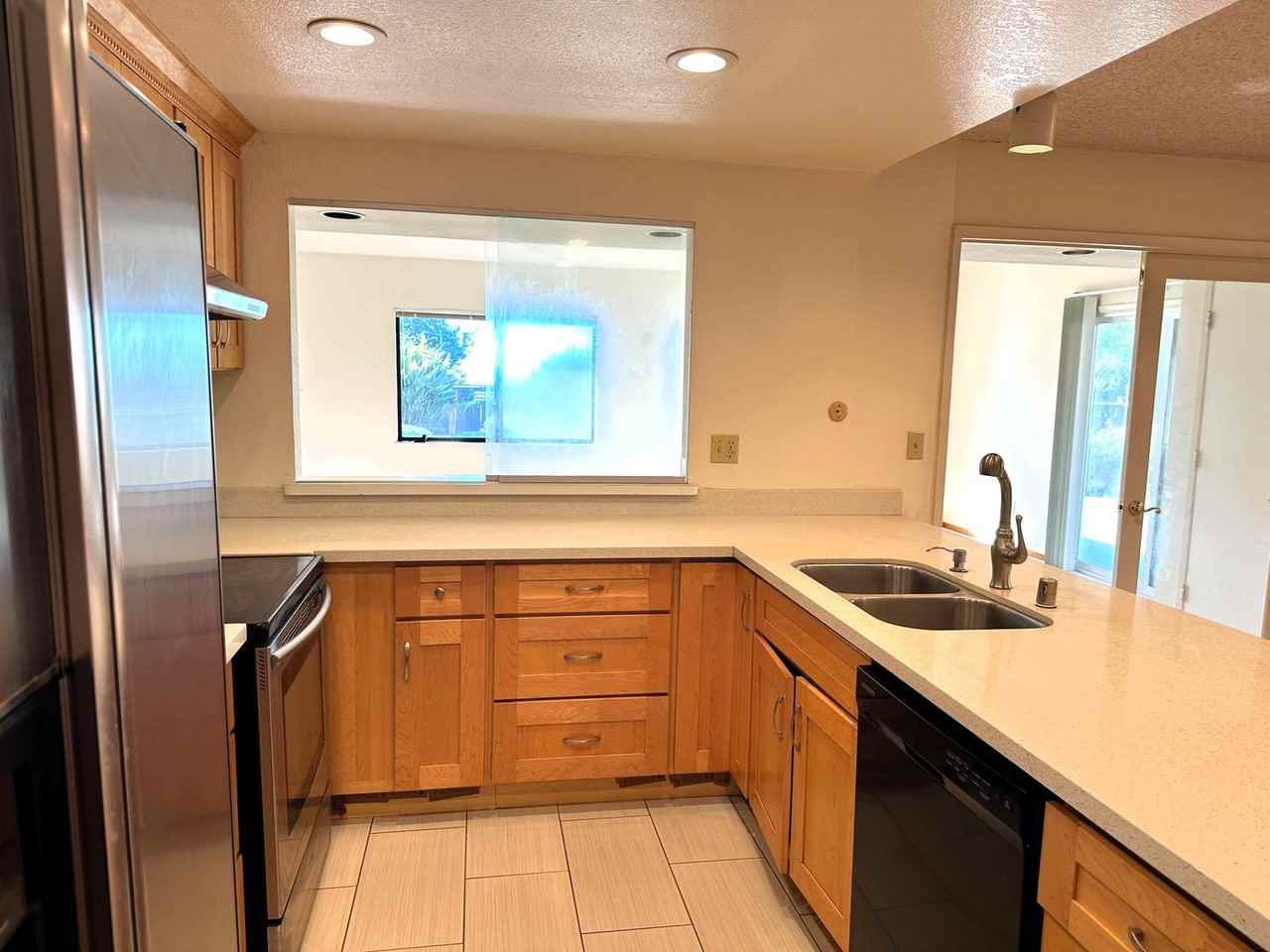 124 Ash Ct - Photo 2 of 7