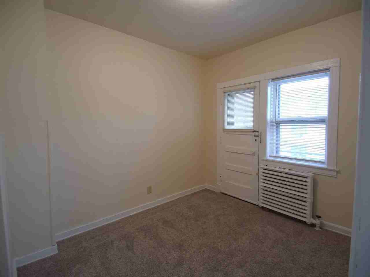 Colleen Anne - Photo 5 of 9