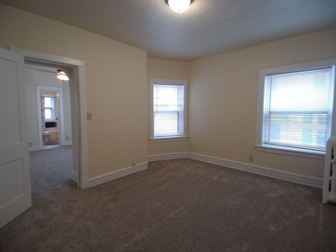 Colleen Anne - Photo 6 of 9