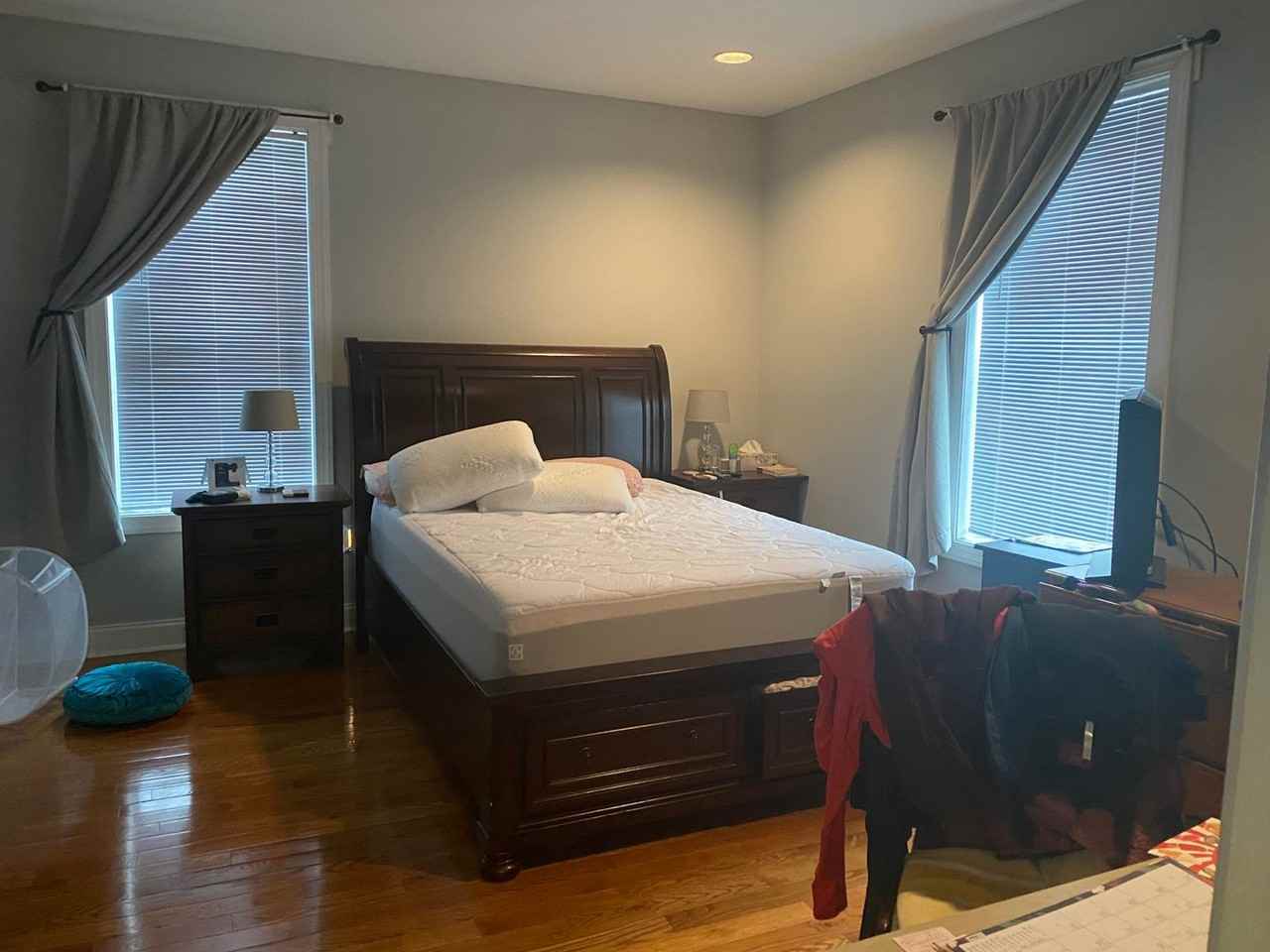 728 N Sheridan Avenue - Photo 2 of 9