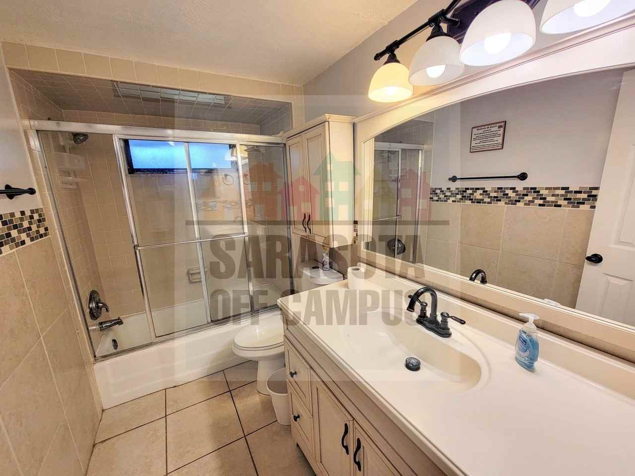 1157 41st St - Photo 3 of 40