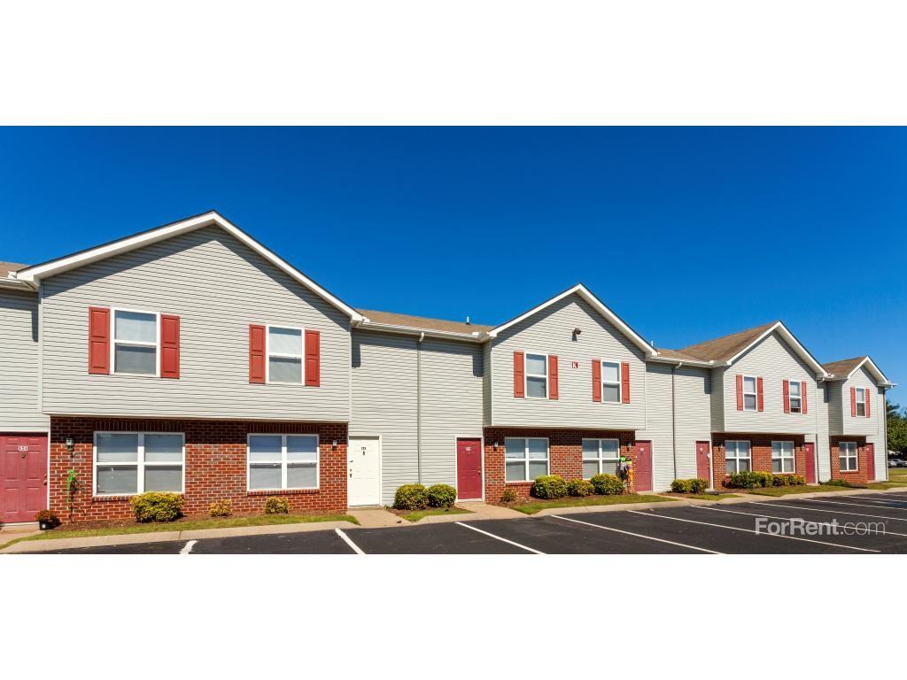 Chariot Pointe - Photo 2 of 19