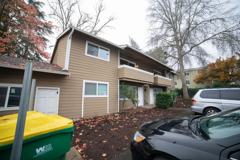 KELLY01 - Photo 1 of 1