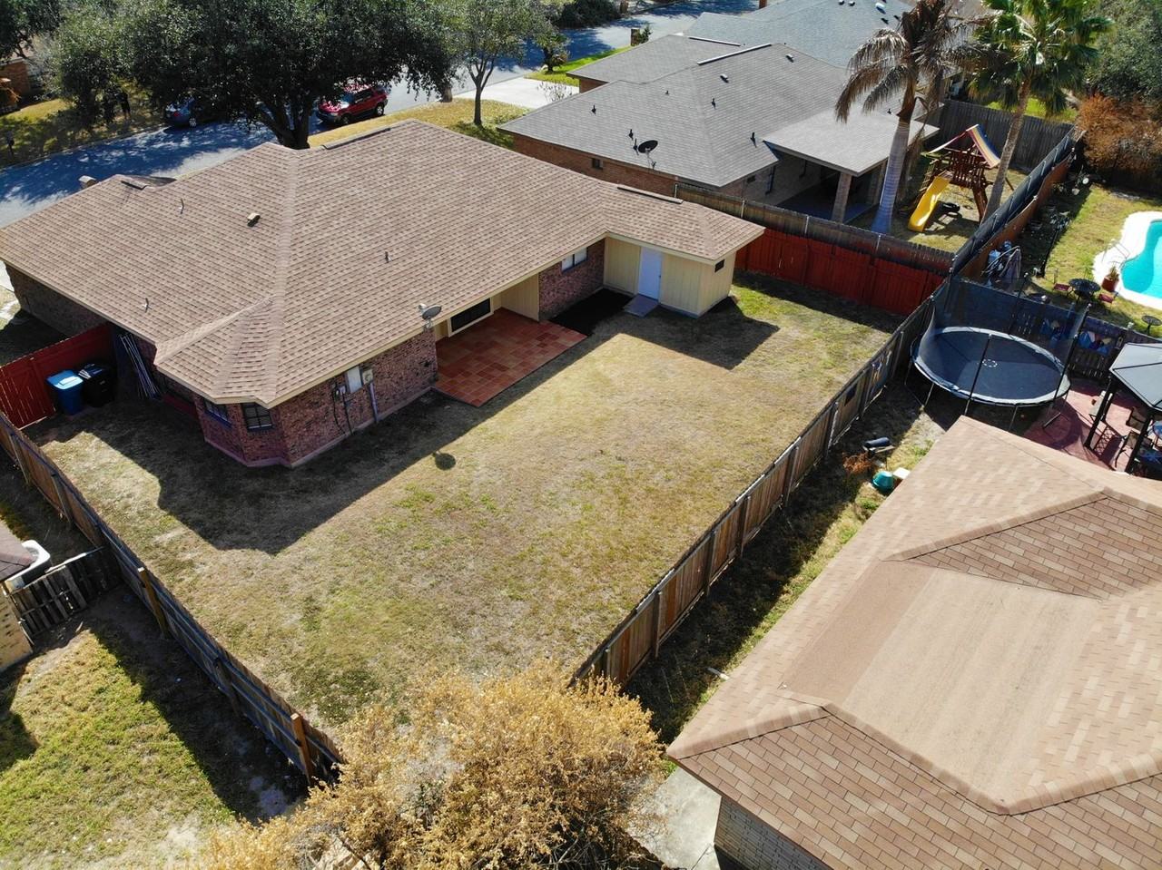 3100 Goldcrest Ave - Photo 2 of 32