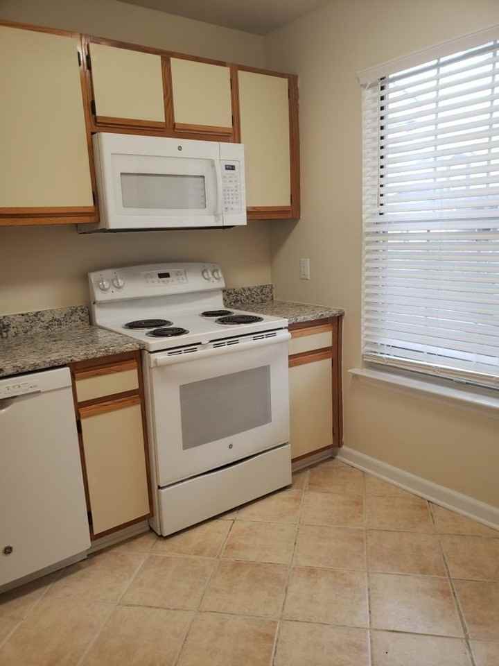 419 S Antlers Pl - Photo 2 of 15