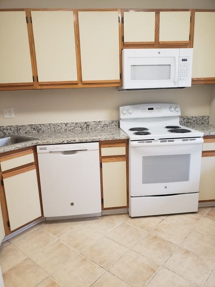 419 S Antlers Pl - Photo 3 of 15