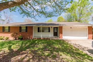 featured image of 2340 W Berry St