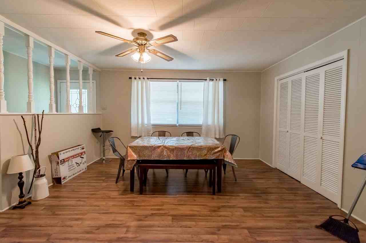 2340 W Berry St - Photo 5 of 18