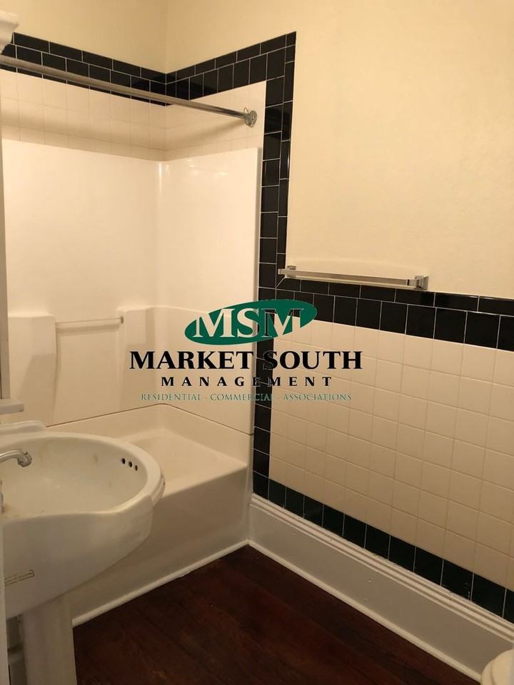 2002 Habersham St - Photo 2 of 10