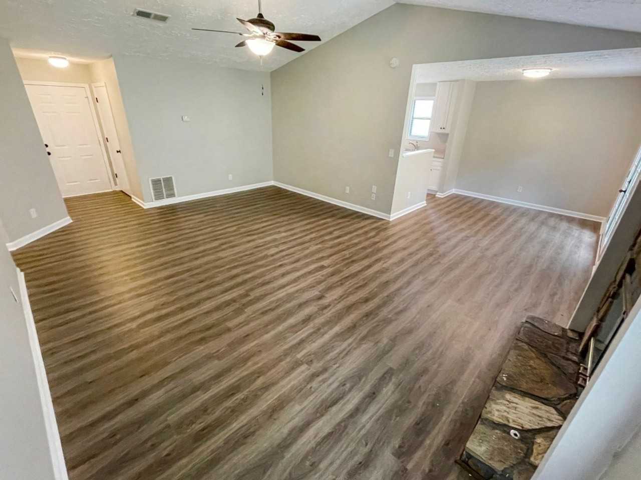4800 Chasebrook Dr - Photo 7 of 28