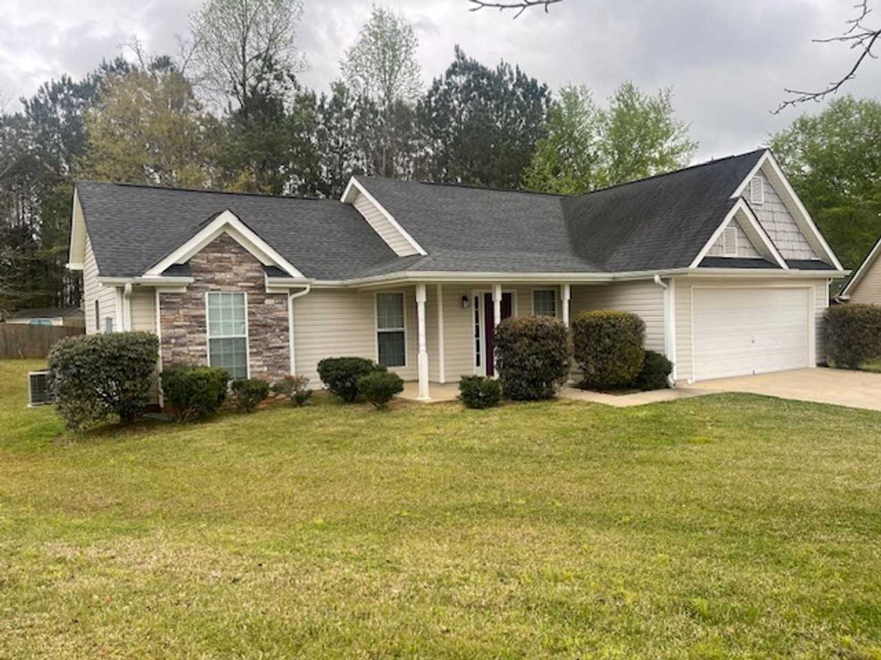 106 Belmont Ct - Photo 2 of 10