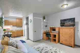 875 New Castle Rd - Photo 1 of 1