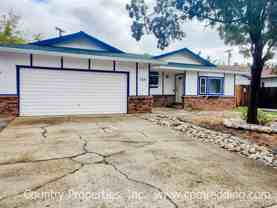 3320 Panorama Dr - Photo 1 of 1