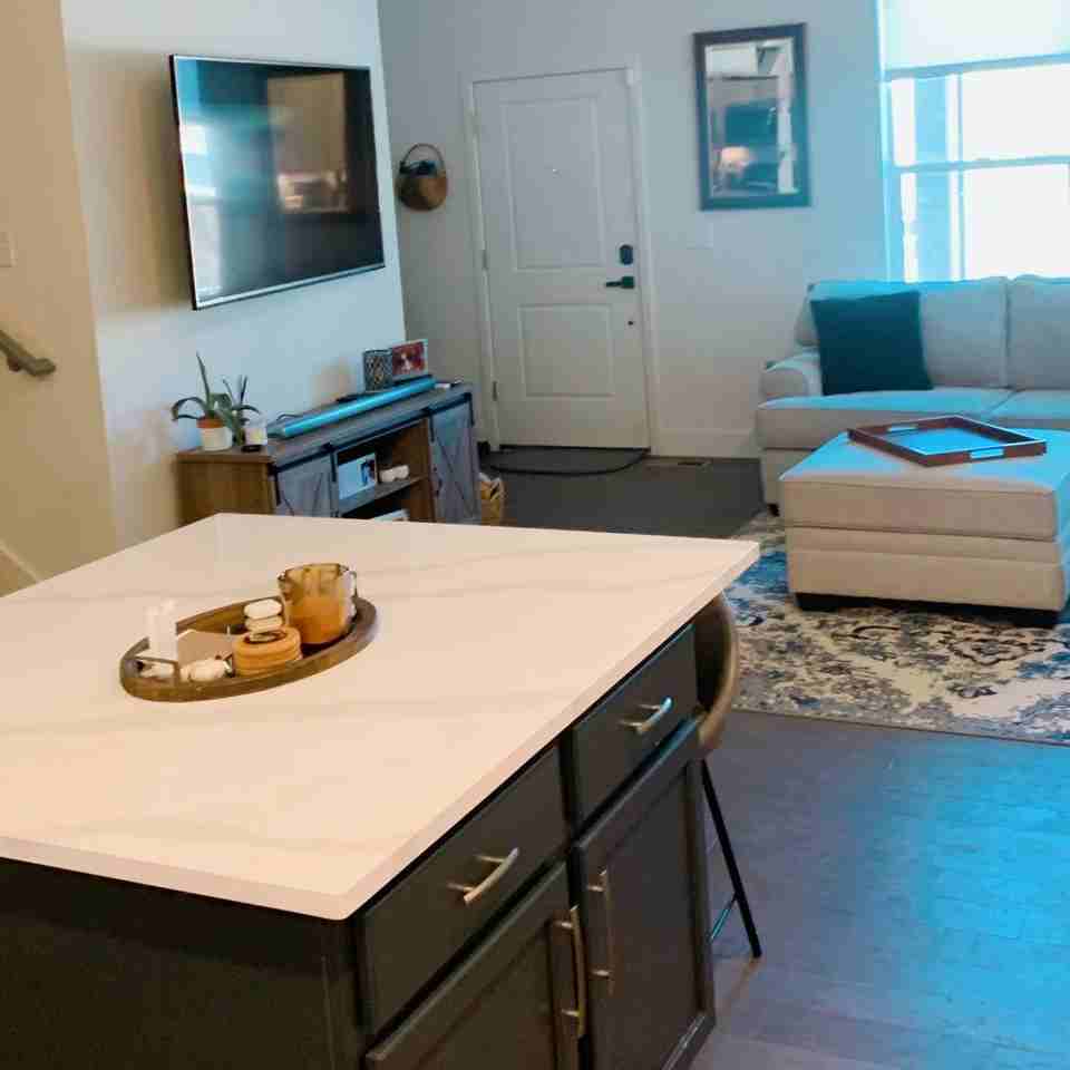 622 Discovery Pkwy - Photo 5 of 21