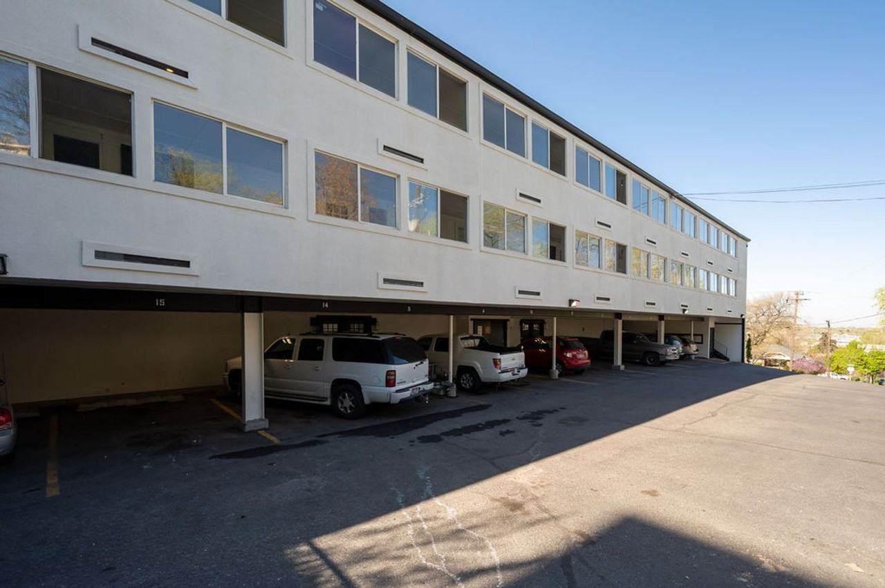 The Ashwell Apartments - Photo 2 of 5