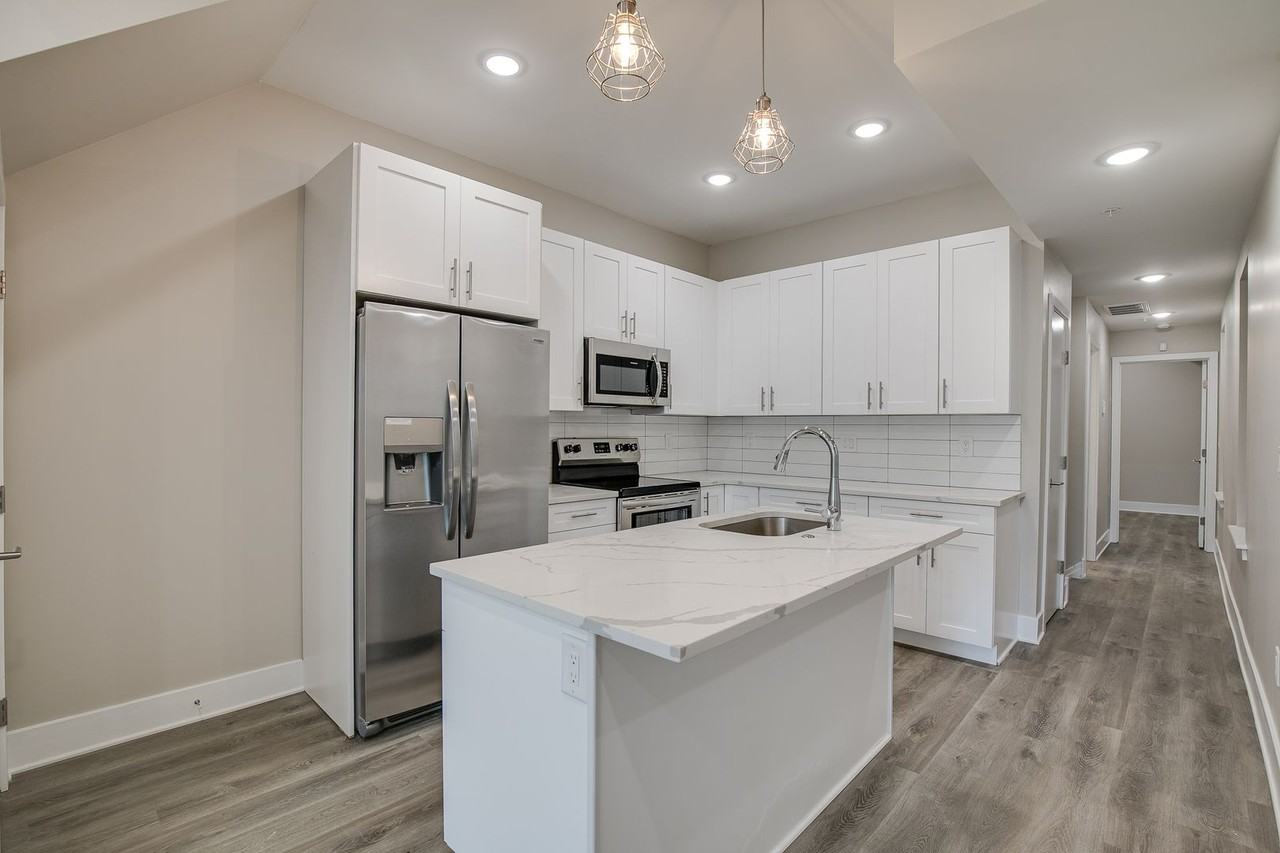 2017 N College Ave - Photo 2 of 50