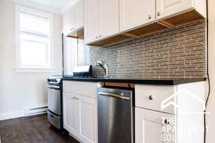 646 W Roscoe St #2S - Photo 1 of 1