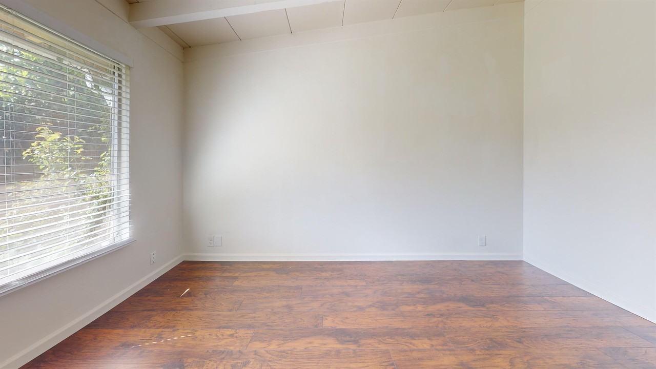 CA-0275 {2804 Orange Ave} 50% - Photo 2 of 10