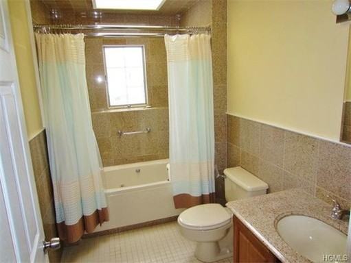 195 Fairway Dr - Photo 3 of 14