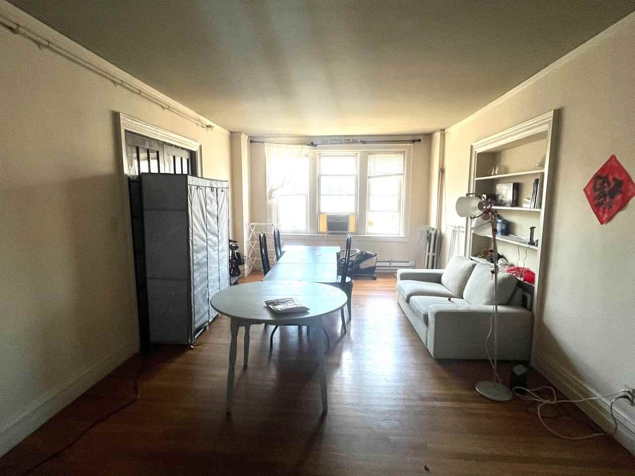 317 Saint Paul Street - Photo 4 of 7