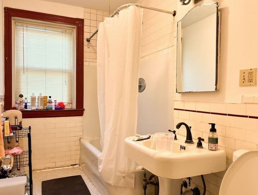 317 Saint Paul Street - Photo 6 of 7