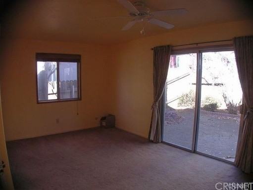 6605 Ivins Dr - Photo 3 of 8