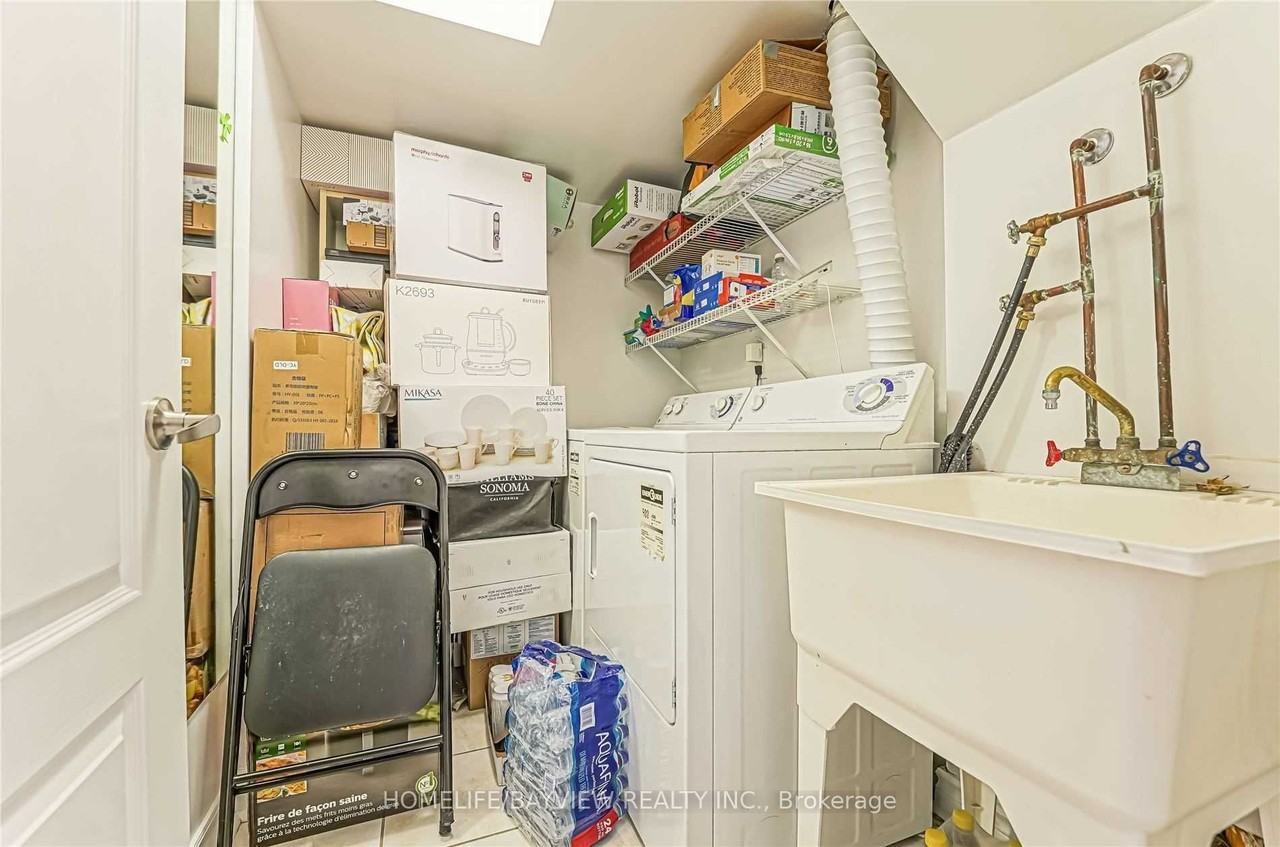 67 Leitchcroft Crescent #None - Photo 3 of 6