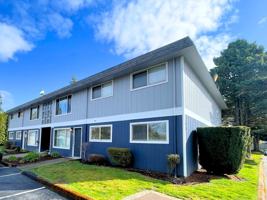 featured image of 122 Lilly Rd Ne