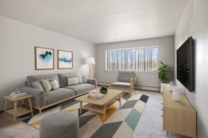 featured image of 2000 N Oakwood Ave