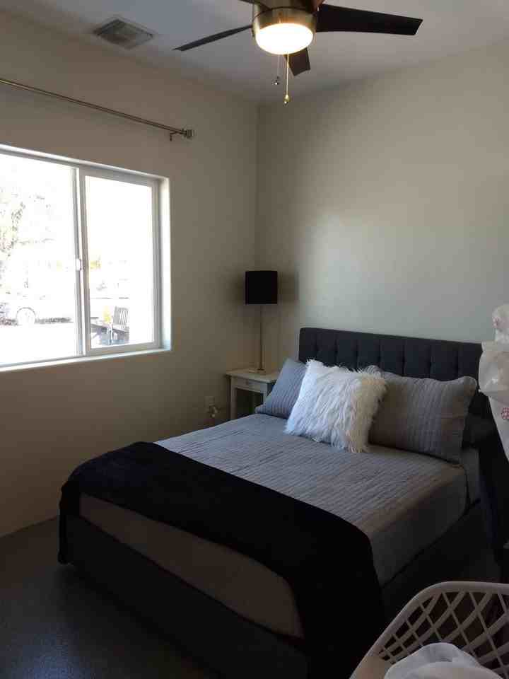 4B4B Unit at 315 N Park Ave - Photo 6 of 9