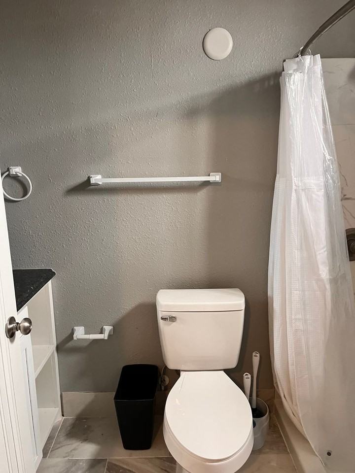 1201 East Broadway Avenue #D - Photo 4 of 6