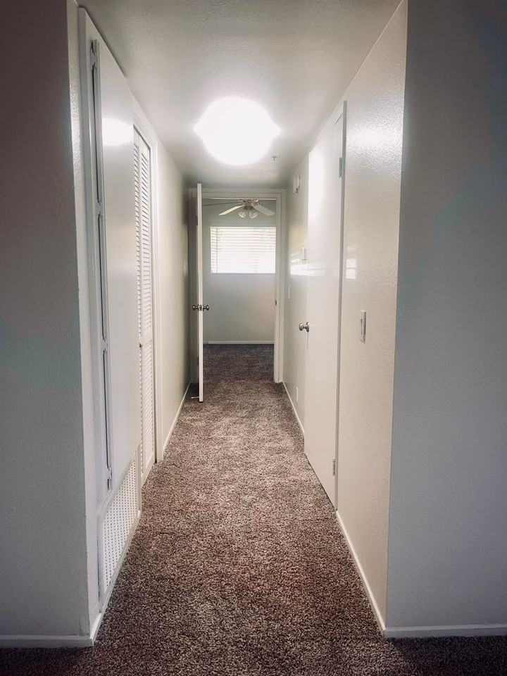 Arlington Court Apartments - Photo 3 of 12