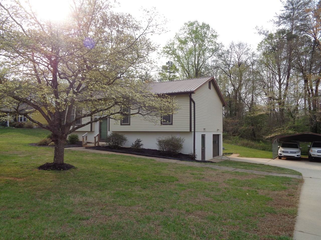 5048 Wrangler Dr - Photo 7 of 19