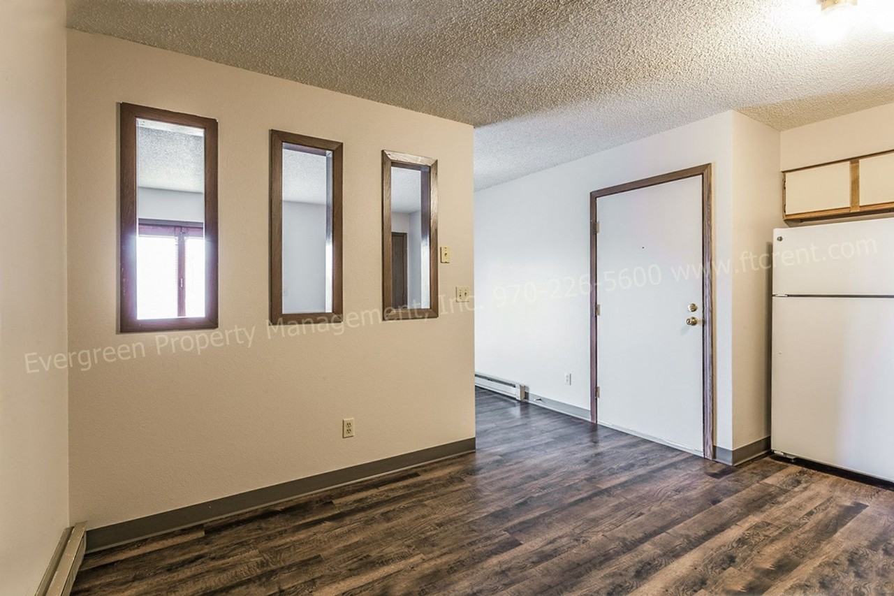 348 Terri Dr - Photo 6 of 23