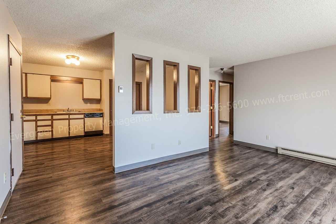 348 Terri Dr - Photo 7 of 23