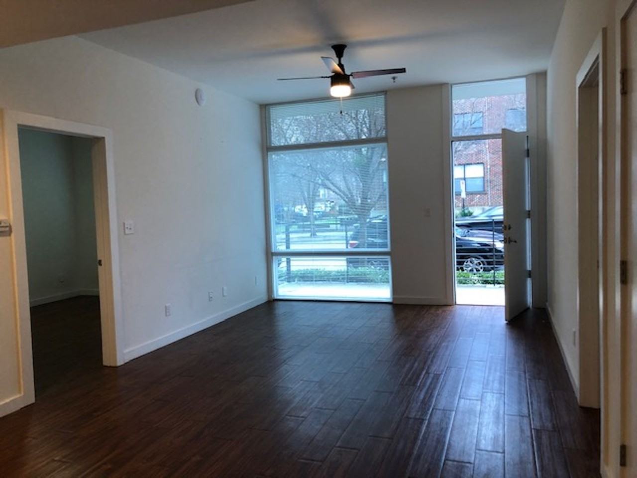 EPH 36, LLC (MacArthur Commons Apartments) - Photo 7 of 10