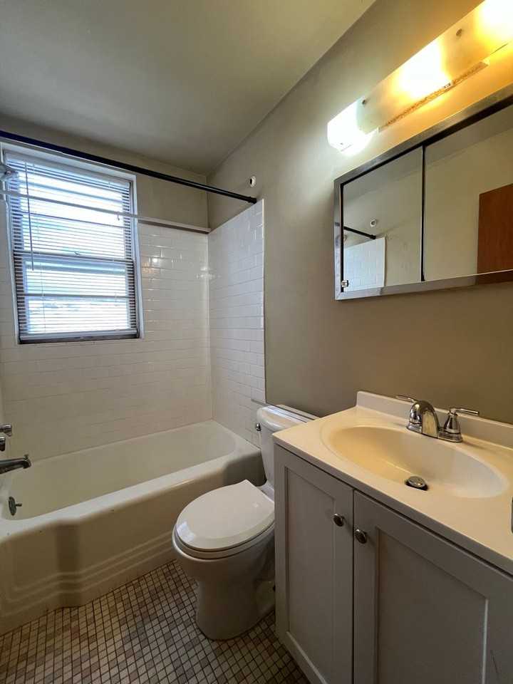 701 East 3rd St - Photo 5 of 25