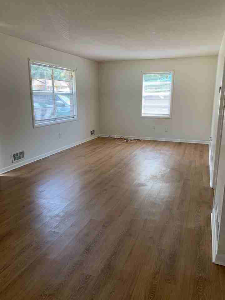 135A Sycamore Ln - Photo 4 of 19